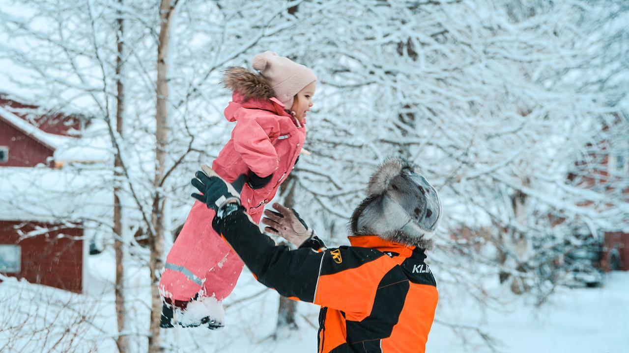 Vastaisku Väestökadolle: Posio Kosiskelee Lapsiperheitä Tuntuvilla ...